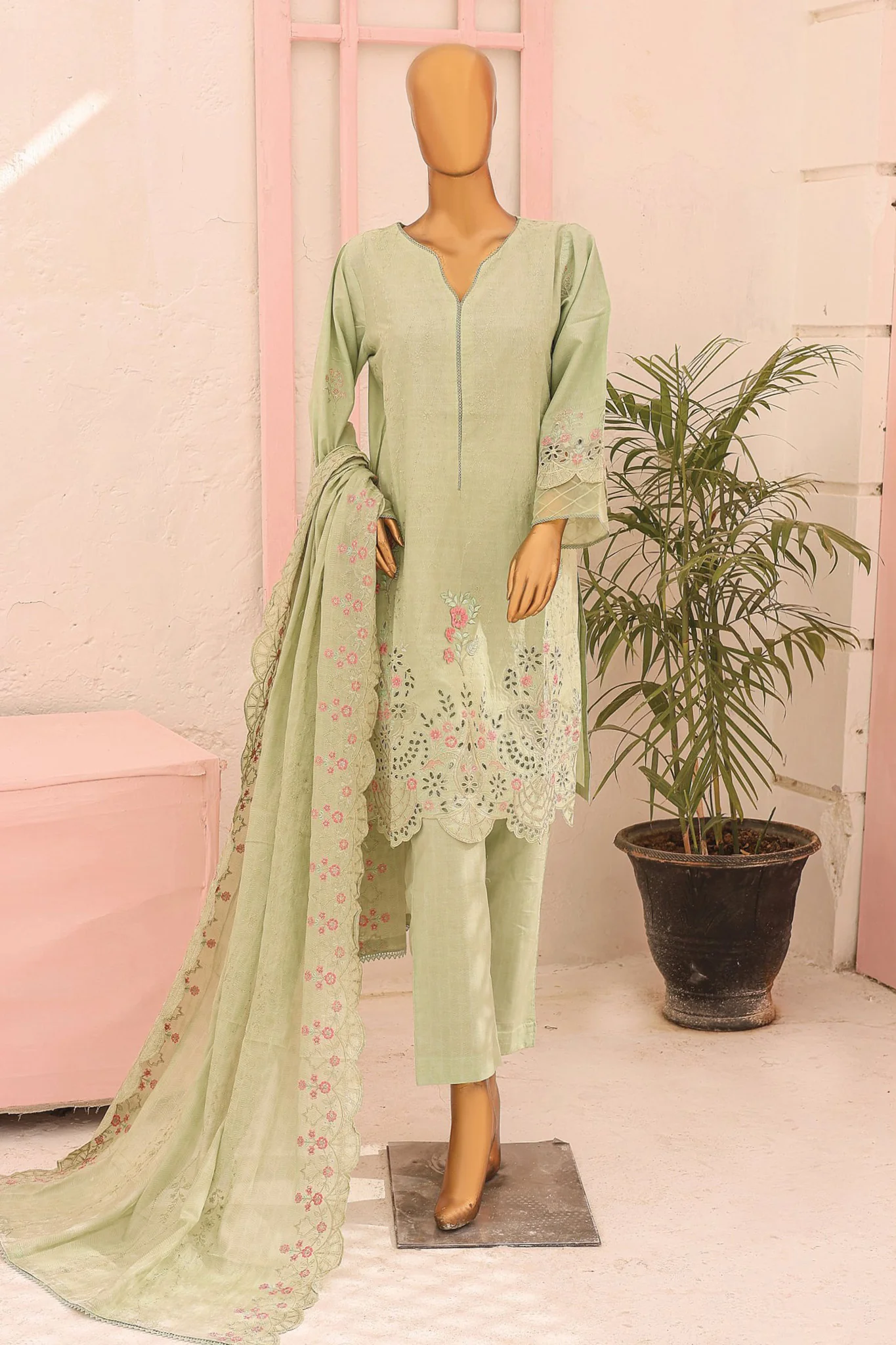 Bin Saeed Stitched 3 Piece Luxury Emb Lawn Vol-02 Collection'2024-SM-674-Pista