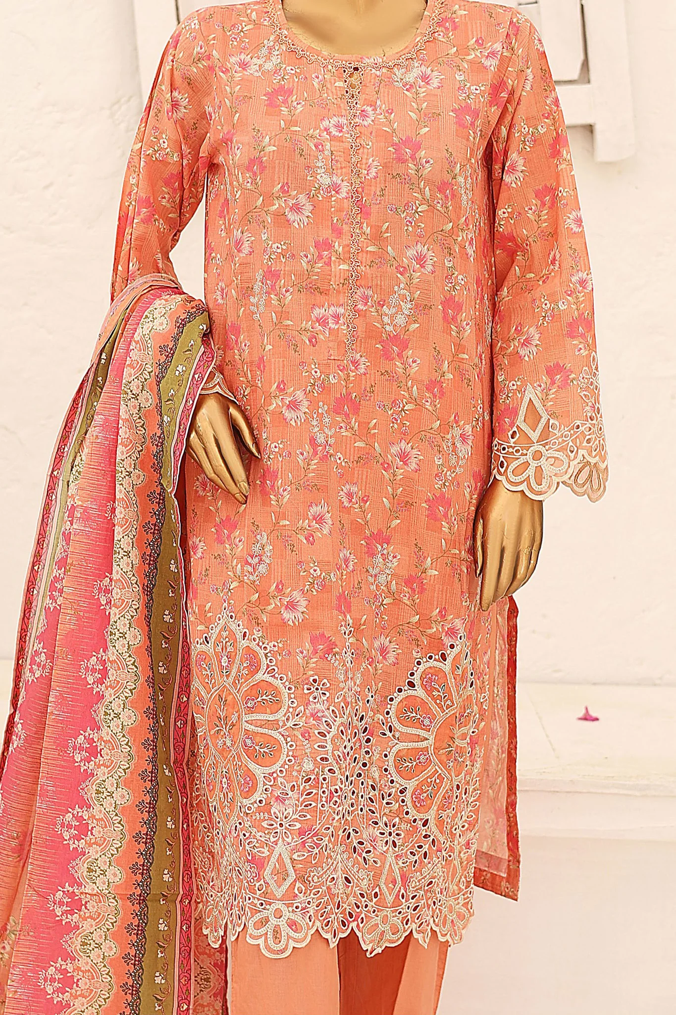 Bin Saeed Stitched 3 Piece Cutwork Emb Lawn Collection'2024-SM-676-Pink - Image 3