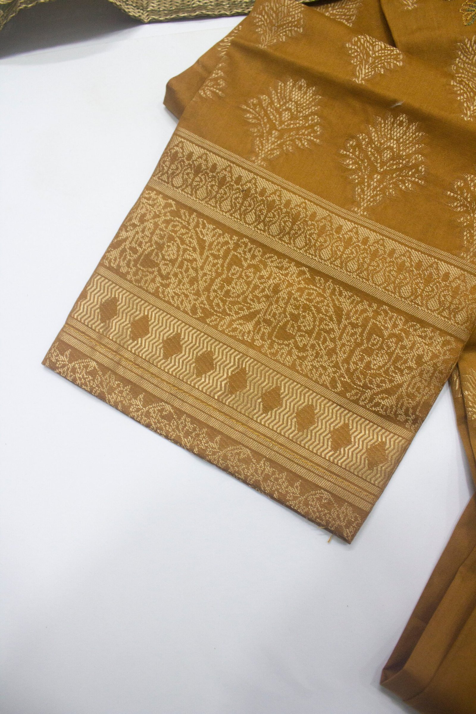 BNS-2314- 3 Piece Jacquard Embroidered Suit - Image 4
