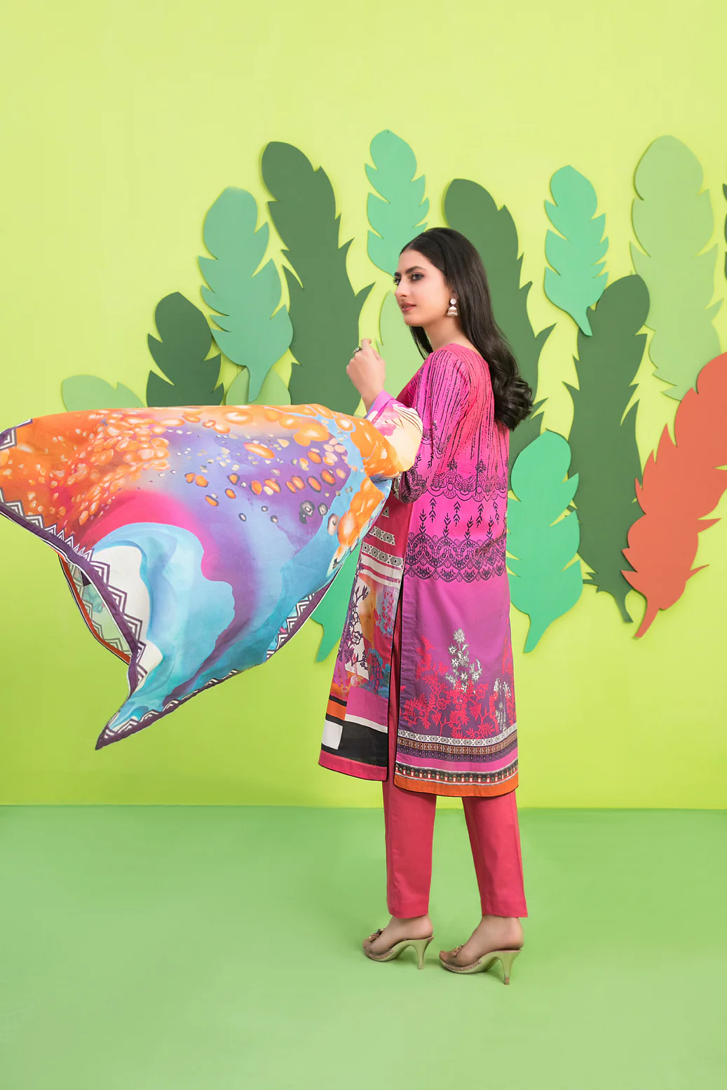 D-7174 - Image 3