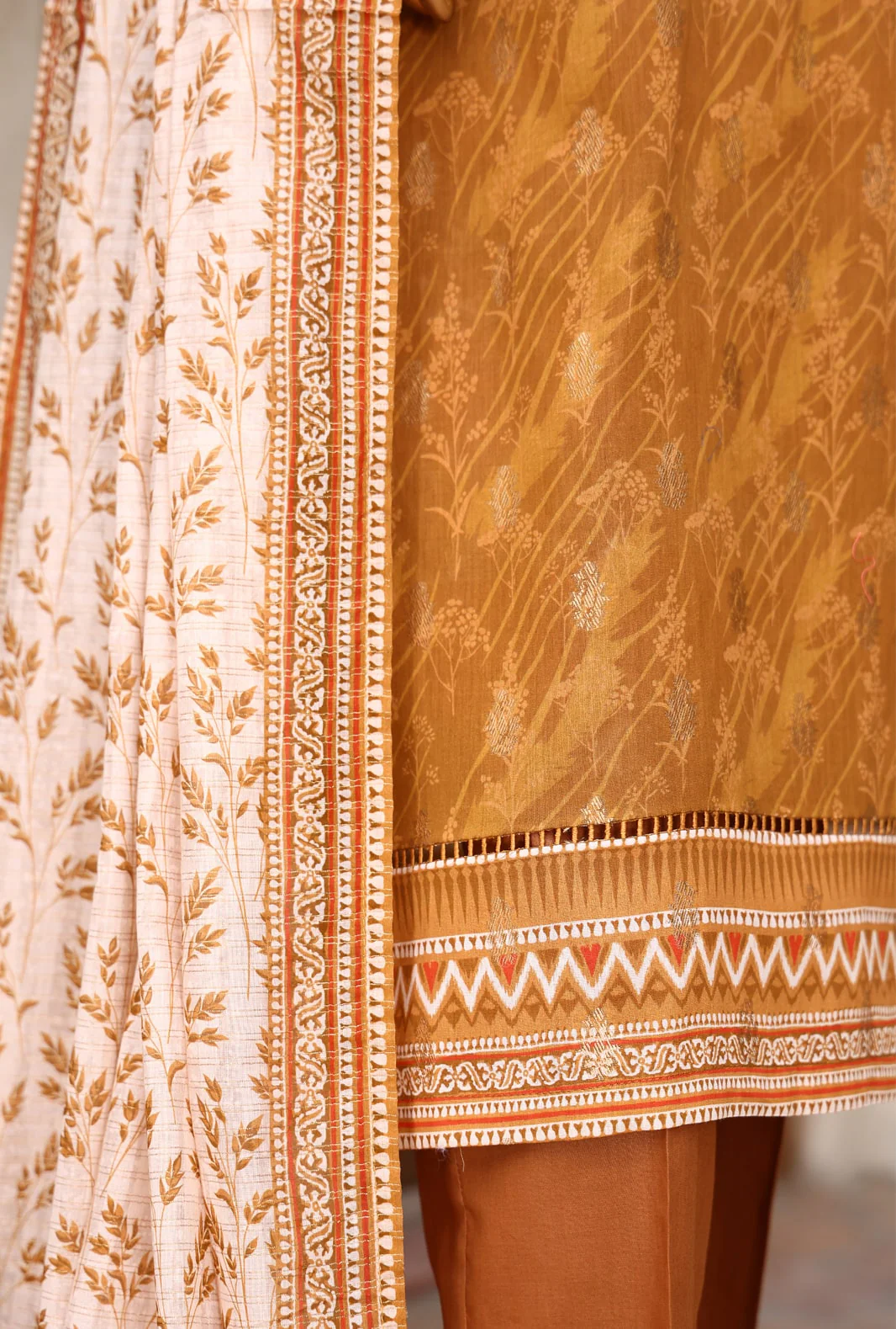 3 Piece Unstitched - Jacquard Premium Printed Suit - JPC-15 - Image 3