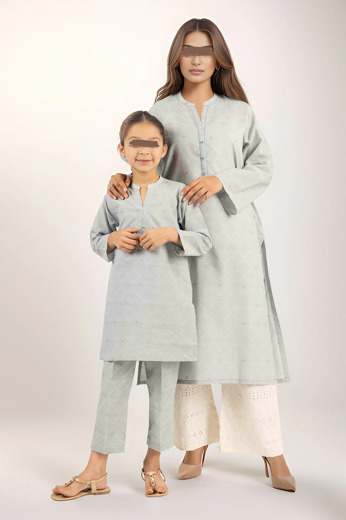 SAYA's Printed Cotton Jacquard Stitched For Mom And Daughter - Image 2