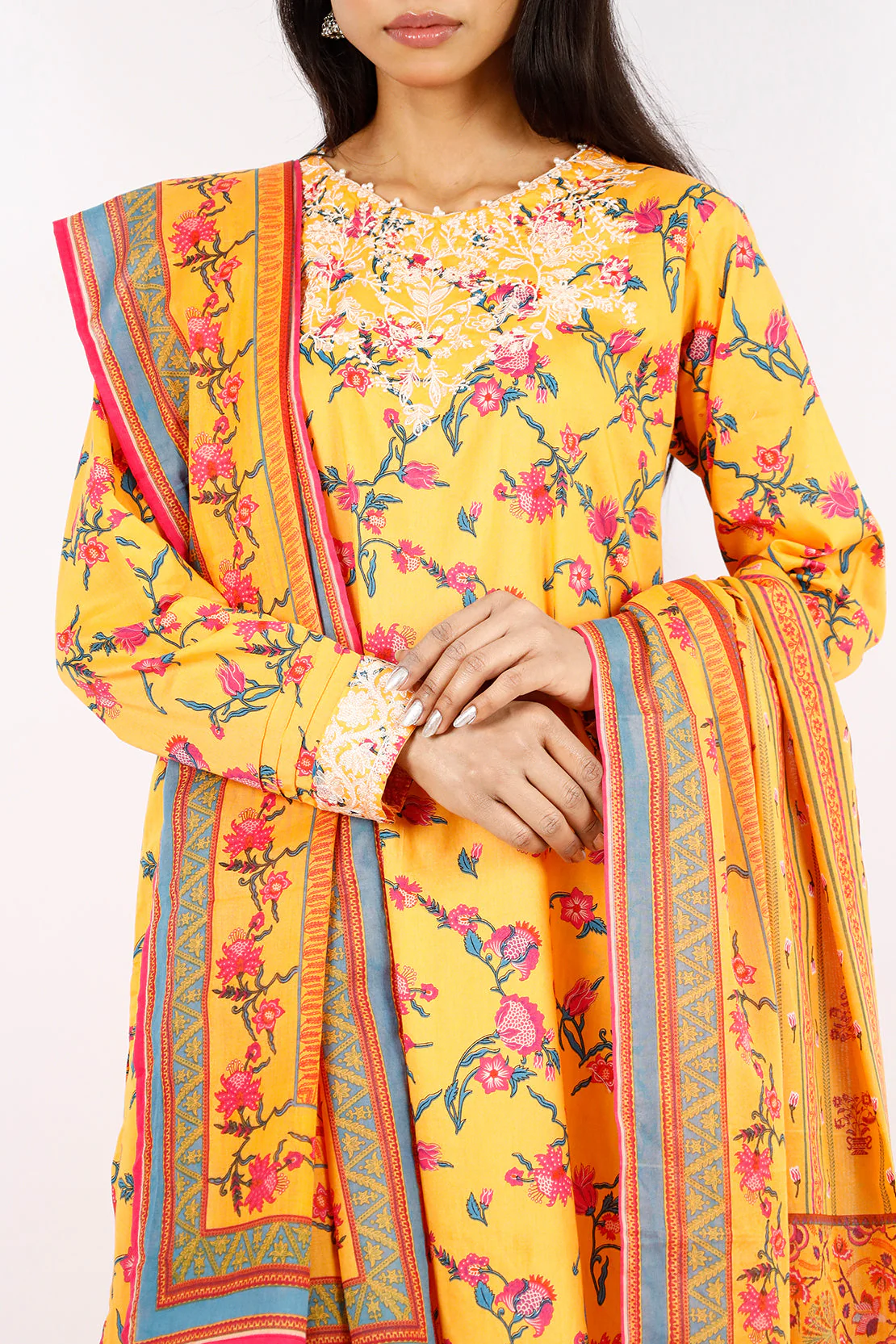 Printed Embroidered Lawn Stitched 3 Piece - Image 3