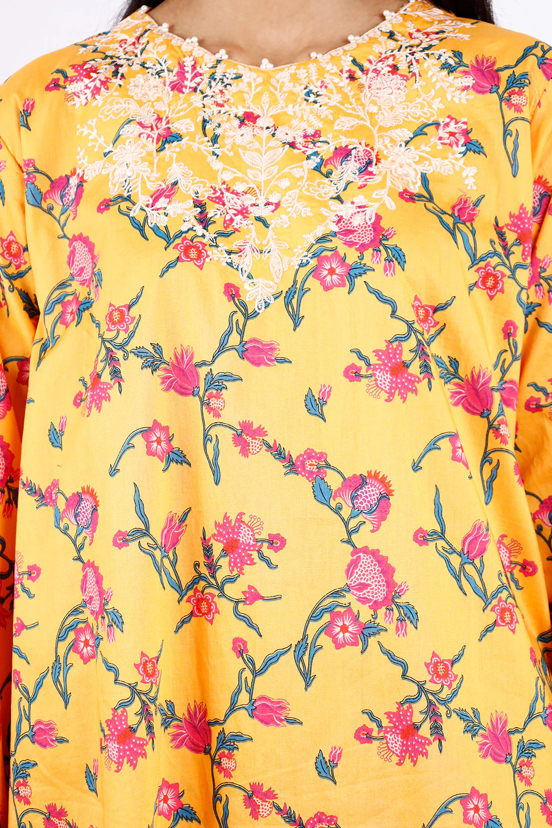 Printed Embroidered Lawn Stitched 3 Piece - Image 5