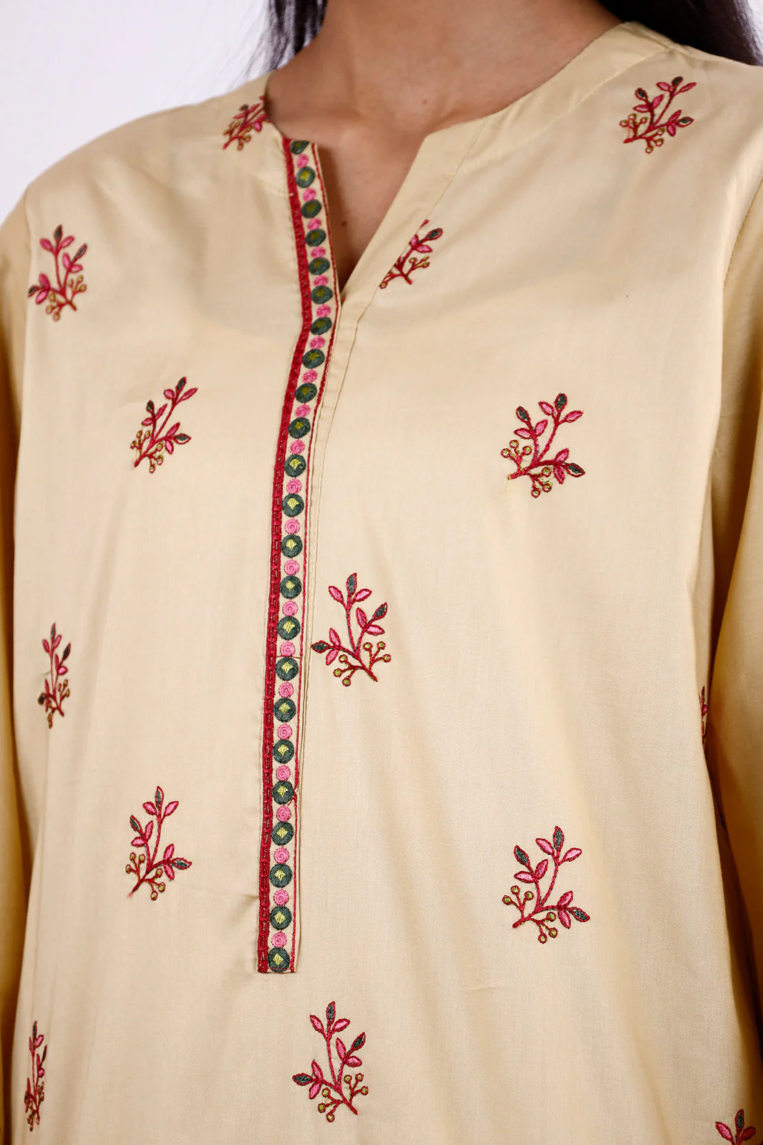 printed Embroidered Cambric Stitched 3 Piece - Image 3