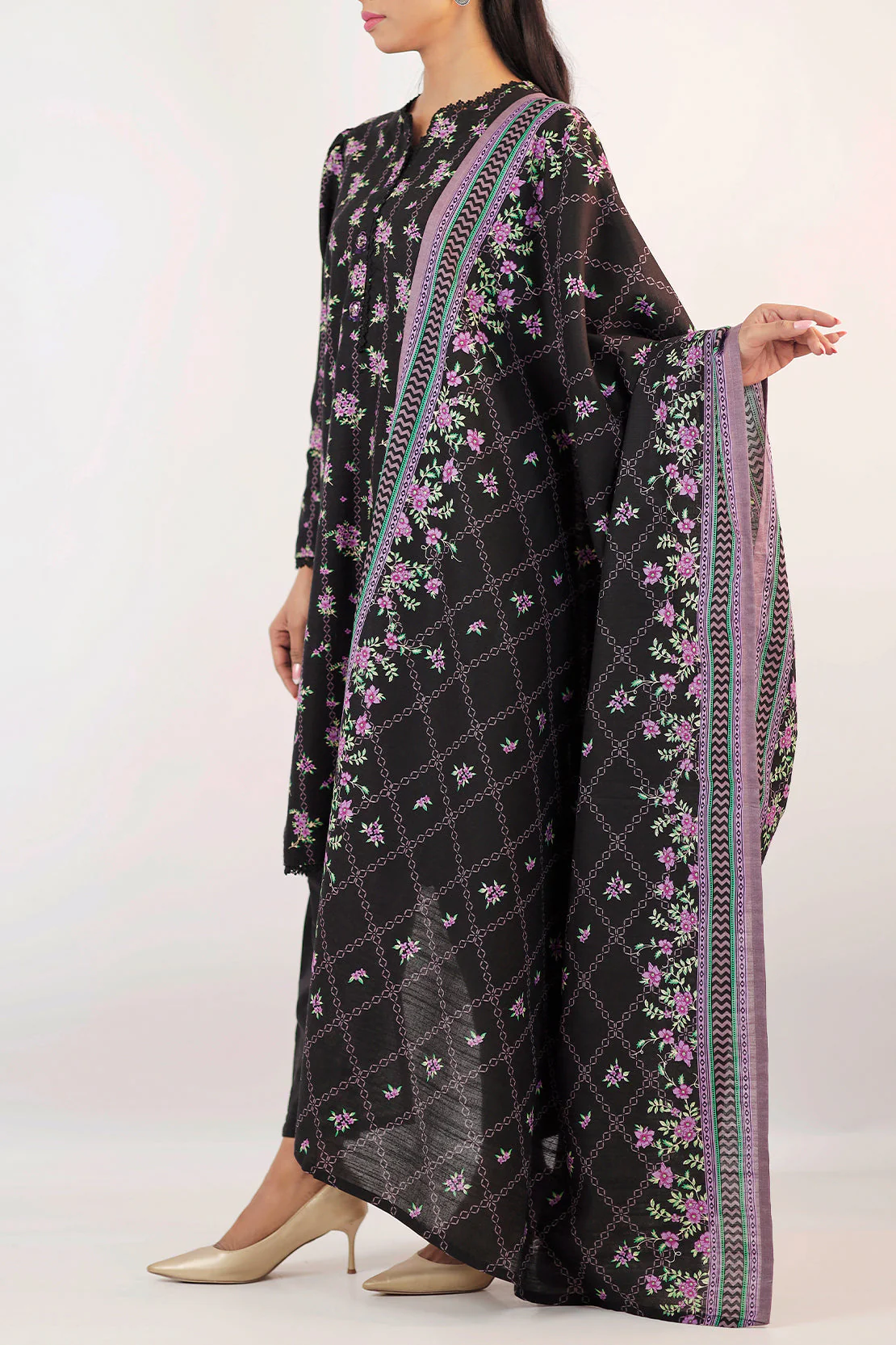 Printed Khaddar Stitched 3 Piece - Image 2