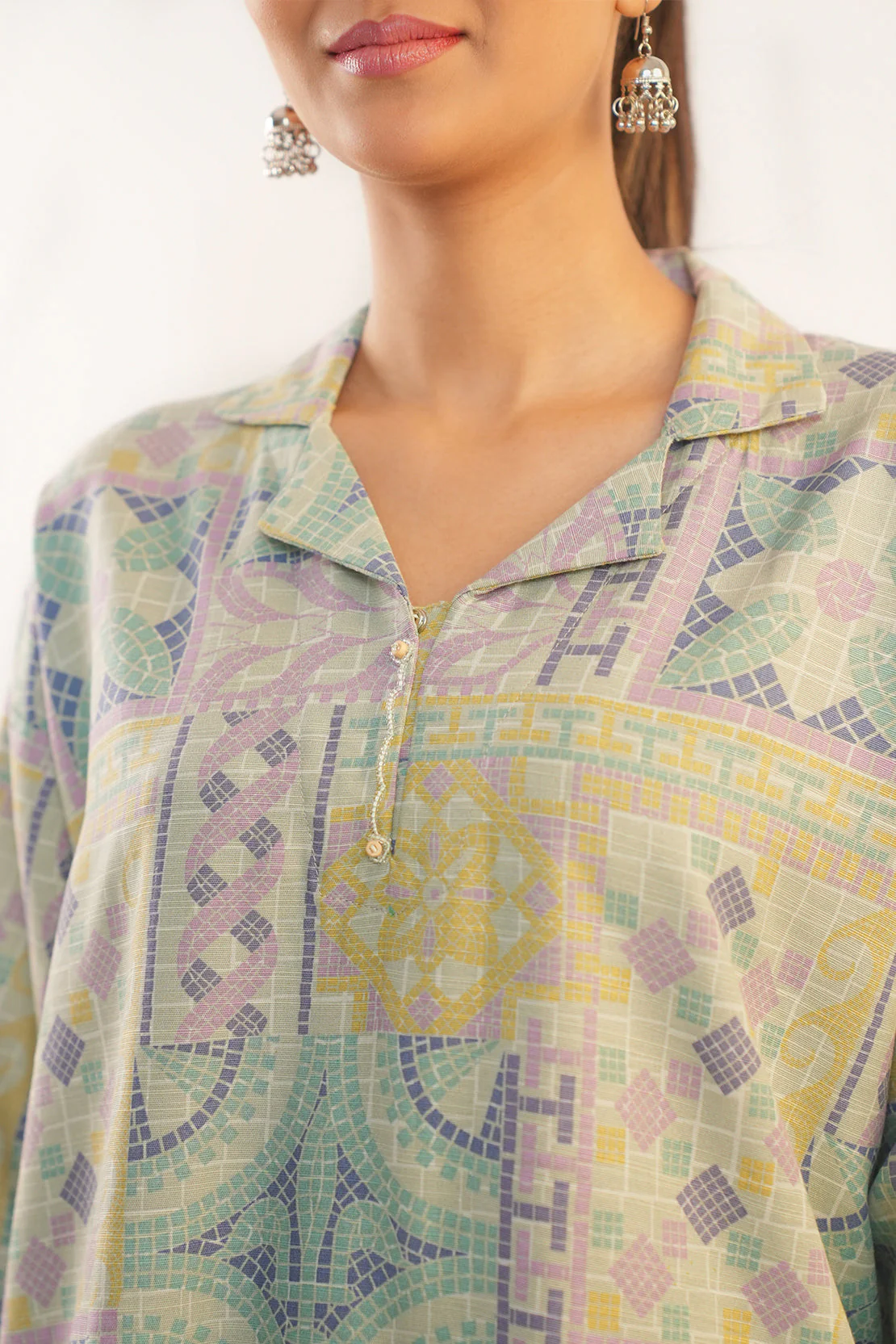 Printed Khaddar Stitched Shirt - Image 3