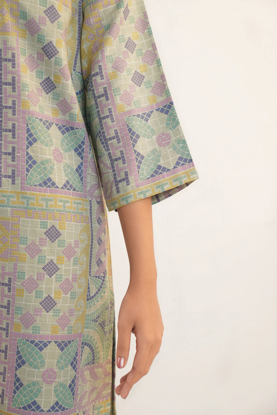 Printed Khaddar Stitched Shirt - Image 4