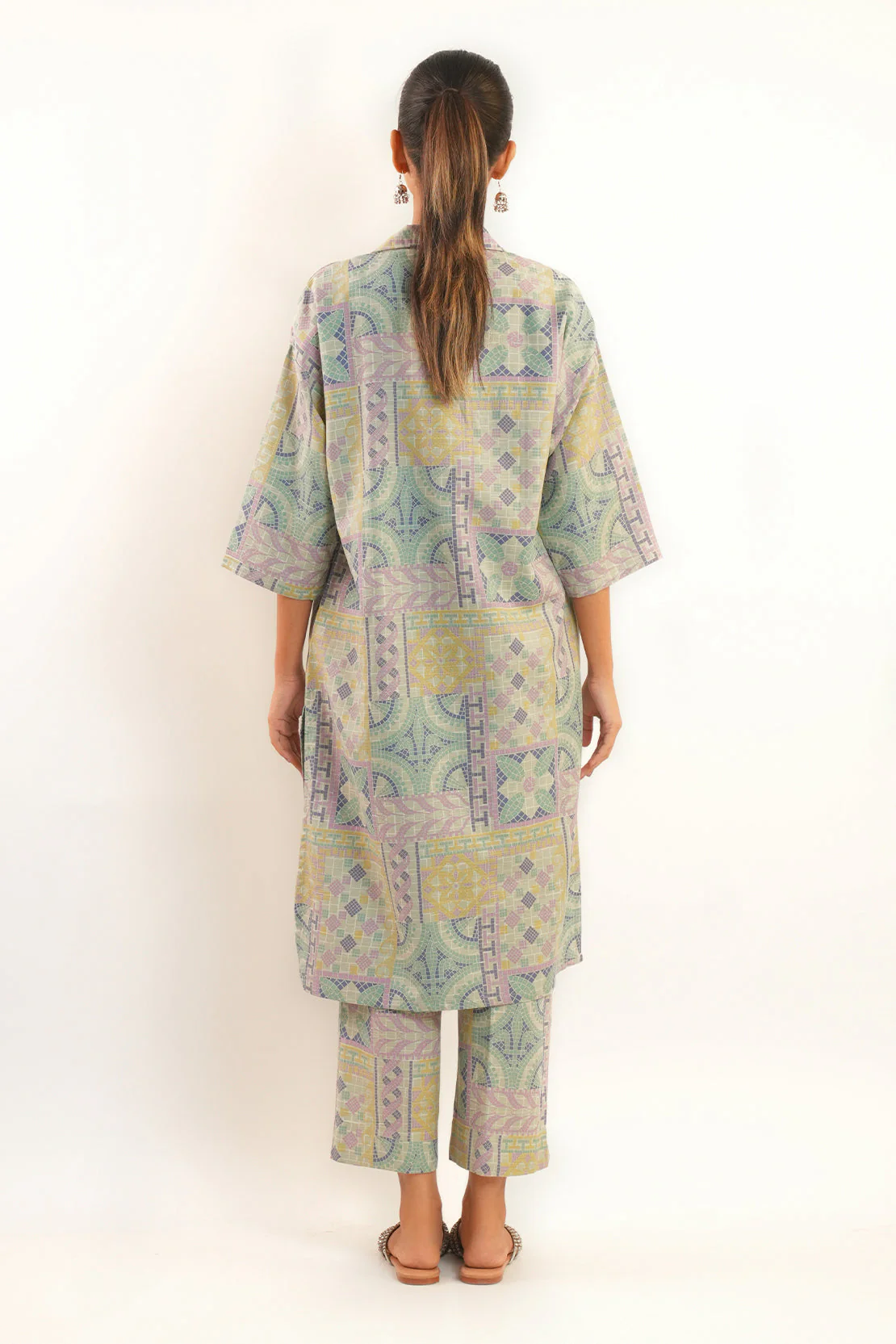 Printed Khaddar Stitched Shirt - Image 5