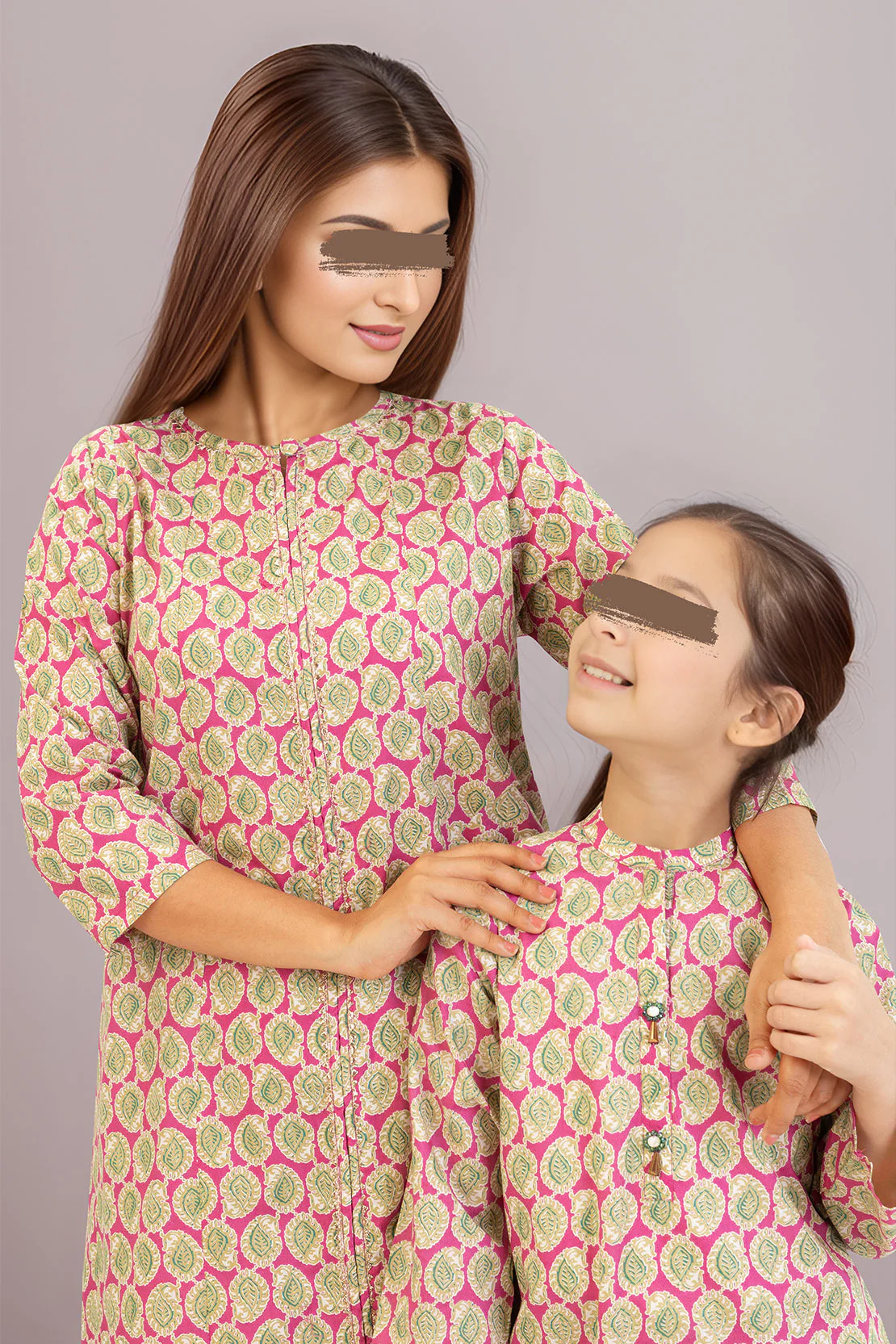 SAYA's Printed Cambric Stitched Mom And Daughter - Image 3