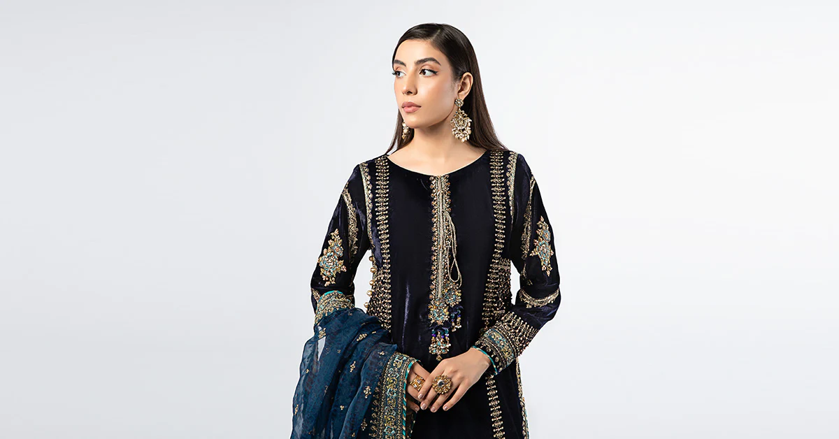 3 Piece Embroidered Velvet Suit | SF-W24-34 - Image 6