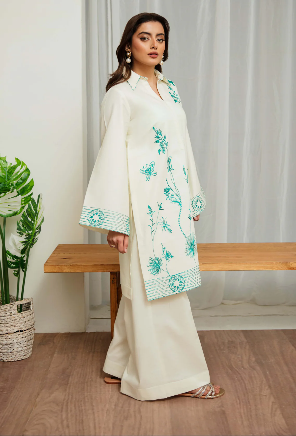 Ayra By Humdum Stitched 2 Piece Emb Lawn Collection-D-02 - Image 3