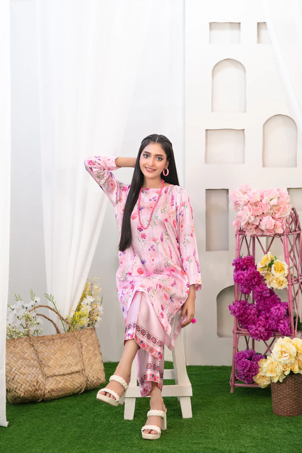 D-5206 - Damask - Image 3