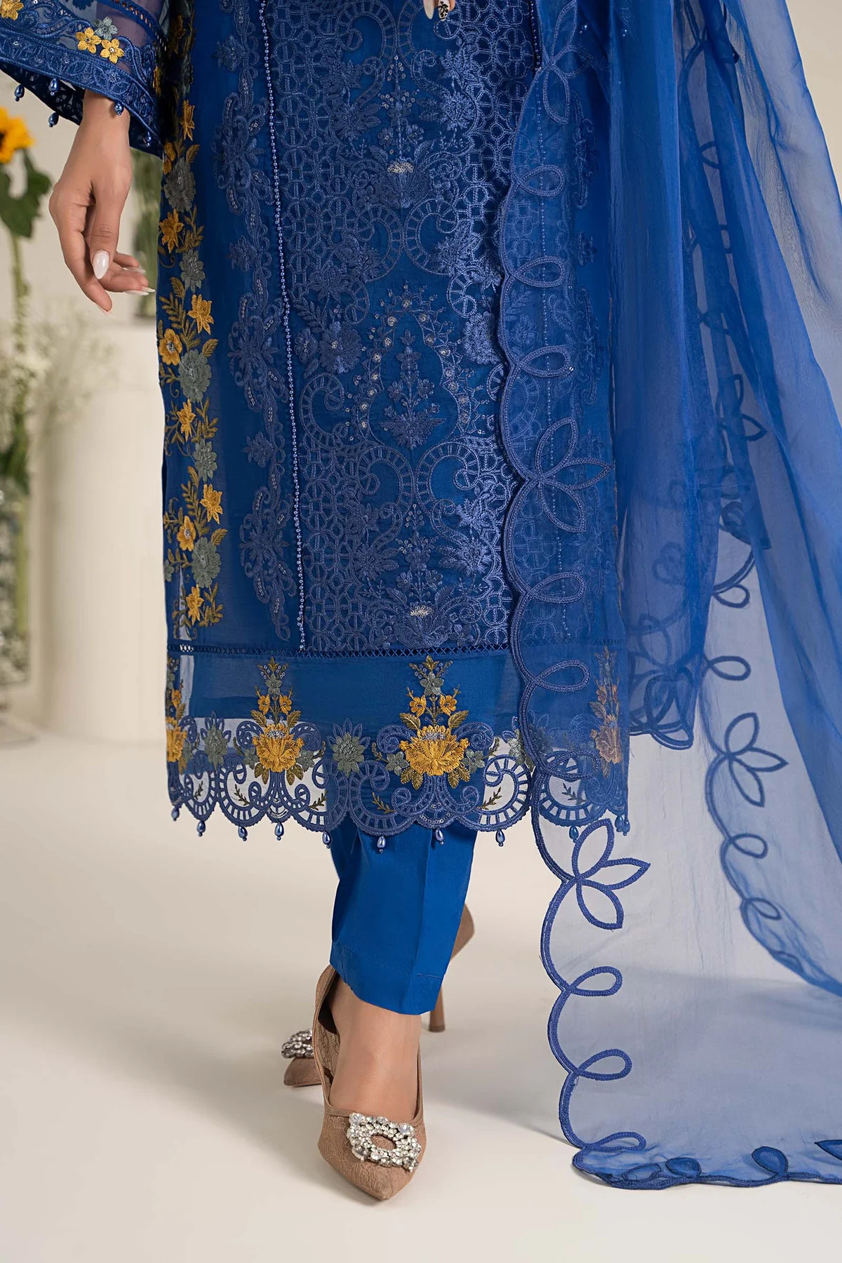 3 Piece Embroidered Organza Suit | DW-EF25-02 - Image 4