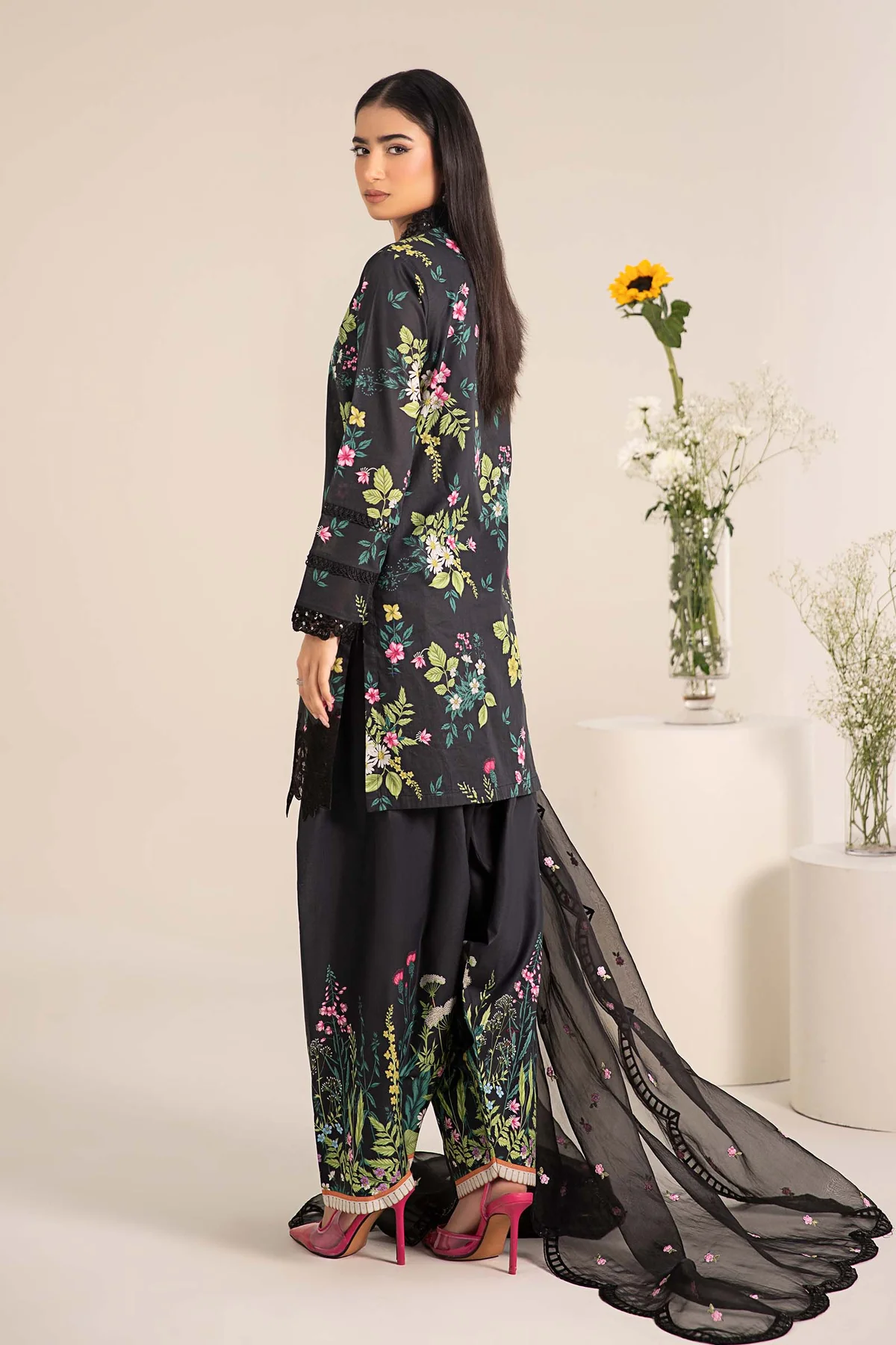 3 Piece Printed Lawn Suit | DW-EF25-27 - Image 6