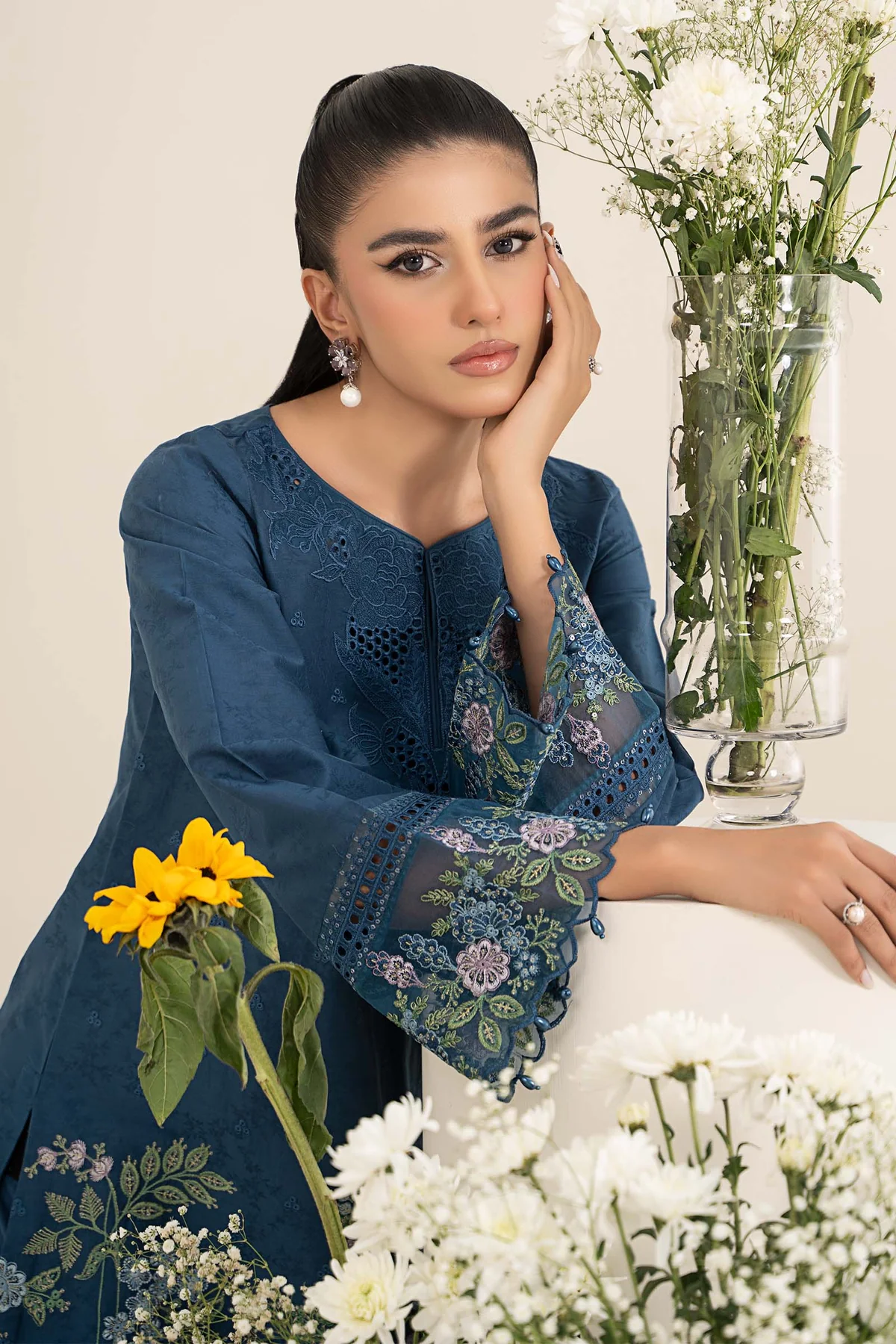 3 Piece Embroidered Self Jacquard Lawn Suit | DW-EF25-45 - Image 2