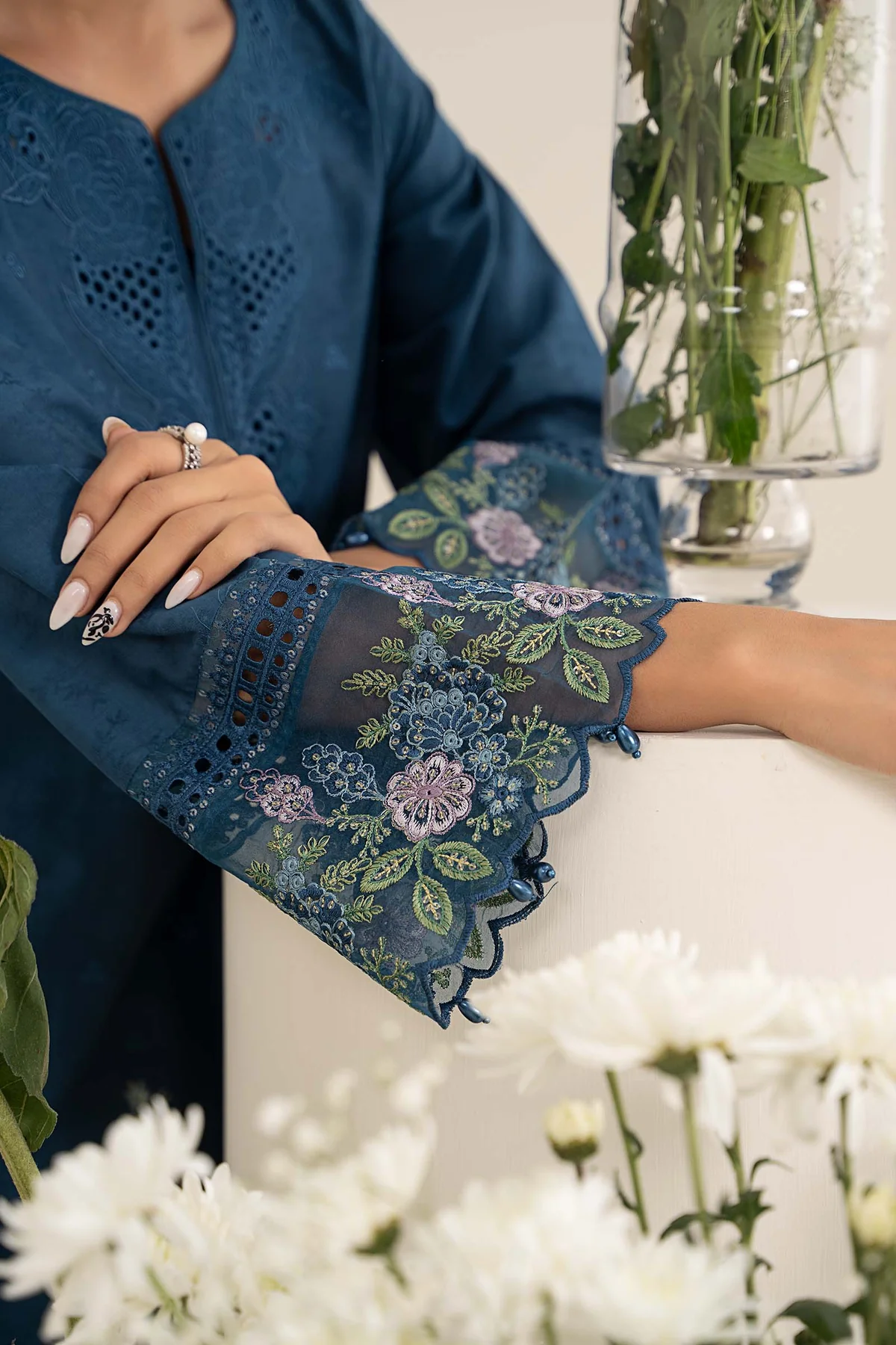3 Piece Embroidered Self Jacquard Lawn Suit | DW-EF25-45 - Image 4