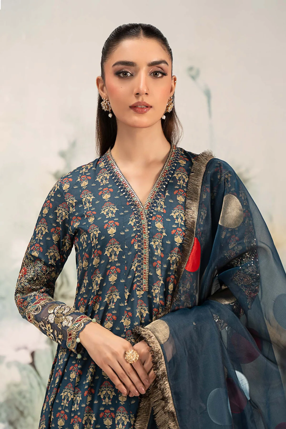 3 Piece Embroidered Lawn Suit | DW-EF25-54 - Image 2