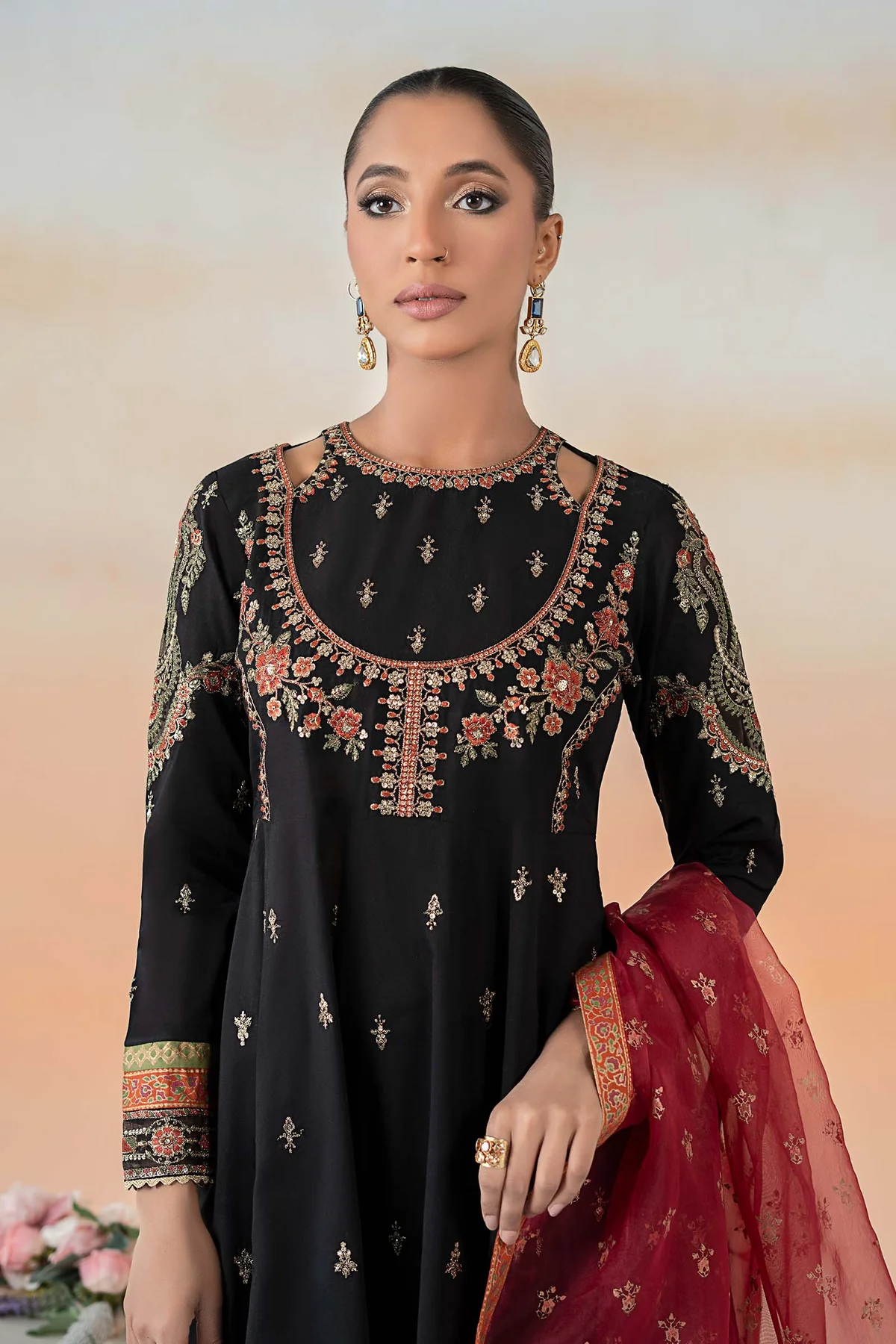 3 Piece Embroidered Lawn Suit | DW-EF25-60 - Image 2