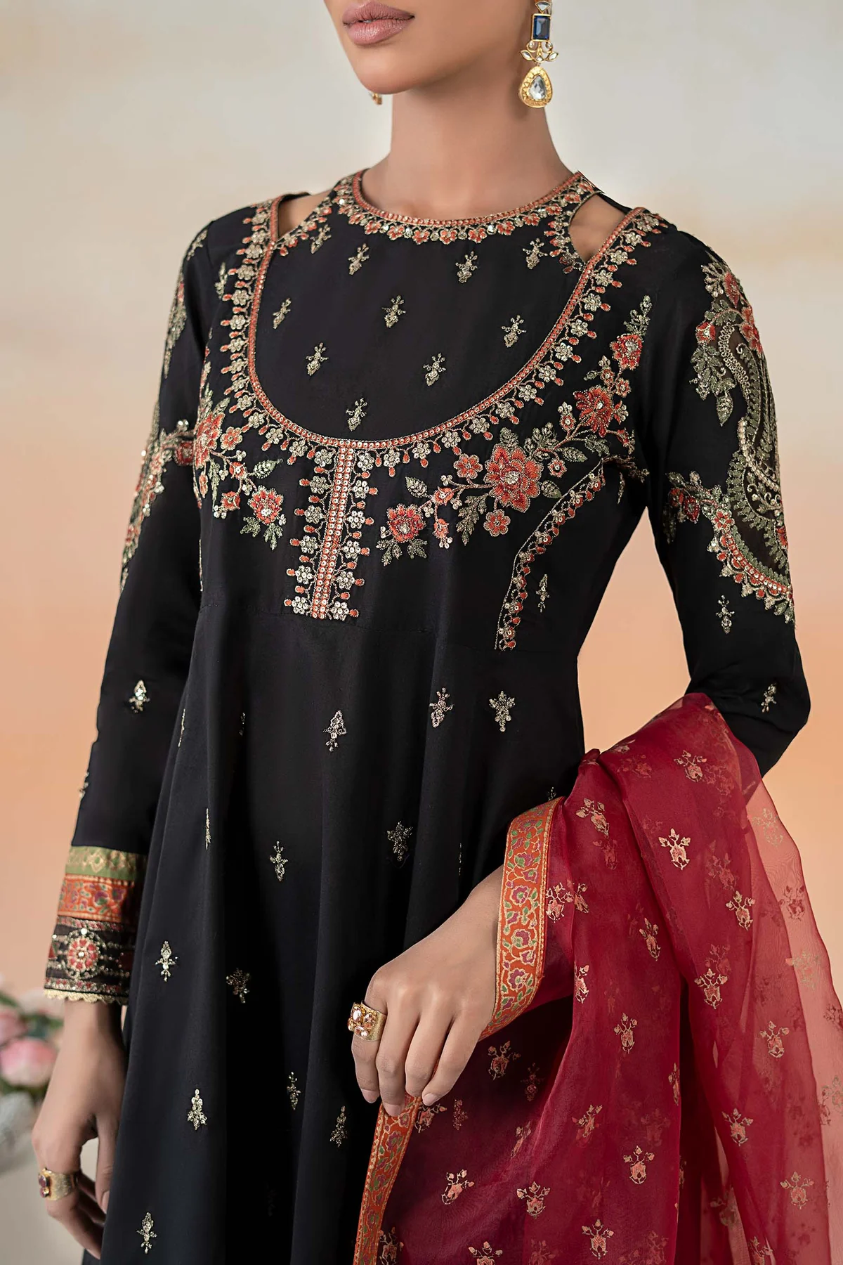 3 Piece Embroidered Lawn Suit | DW-EF25-60 - Image 3