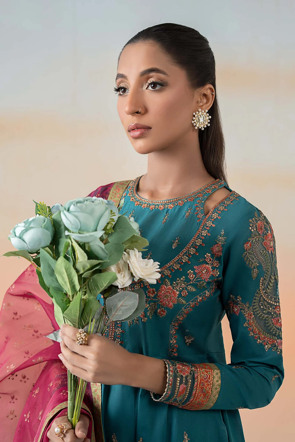 3 Piece Embroidered Lawn Suit | DW-EF25-60 - Image 2