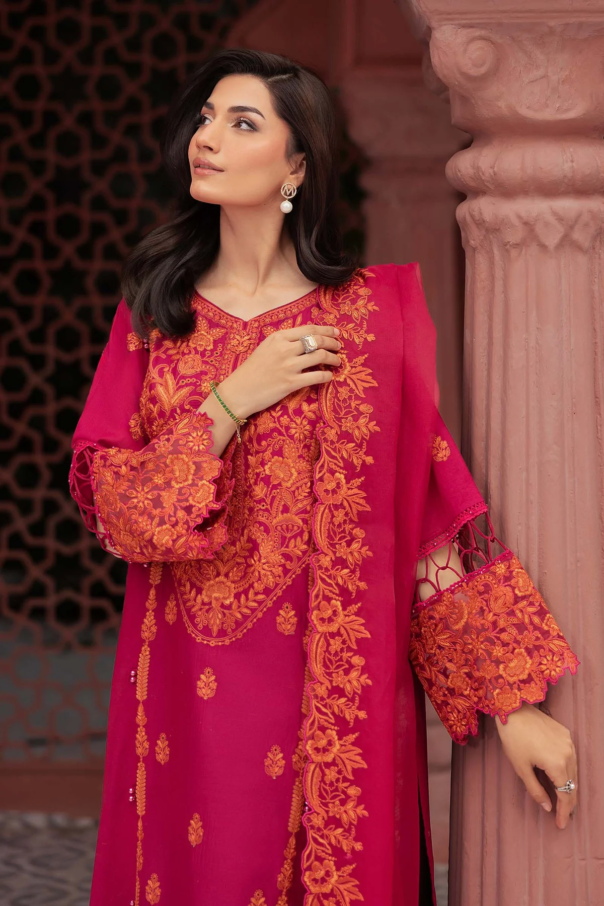 3 Piece Embroidered Lawn Suit | DW-EF25-95 - Image 2