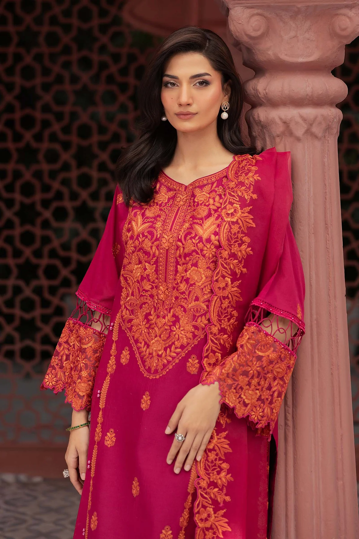 3 Piece Embroidered Lawn Suit | DW-EF25-95 - Image 3