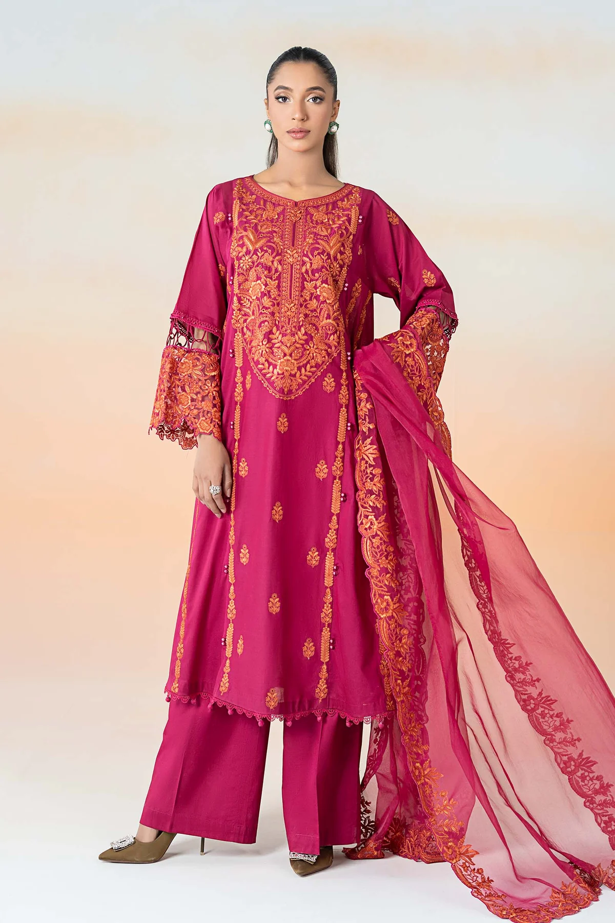 3 Piece Embroidered Lawn Suit | DW-EF25-95 - Image 5