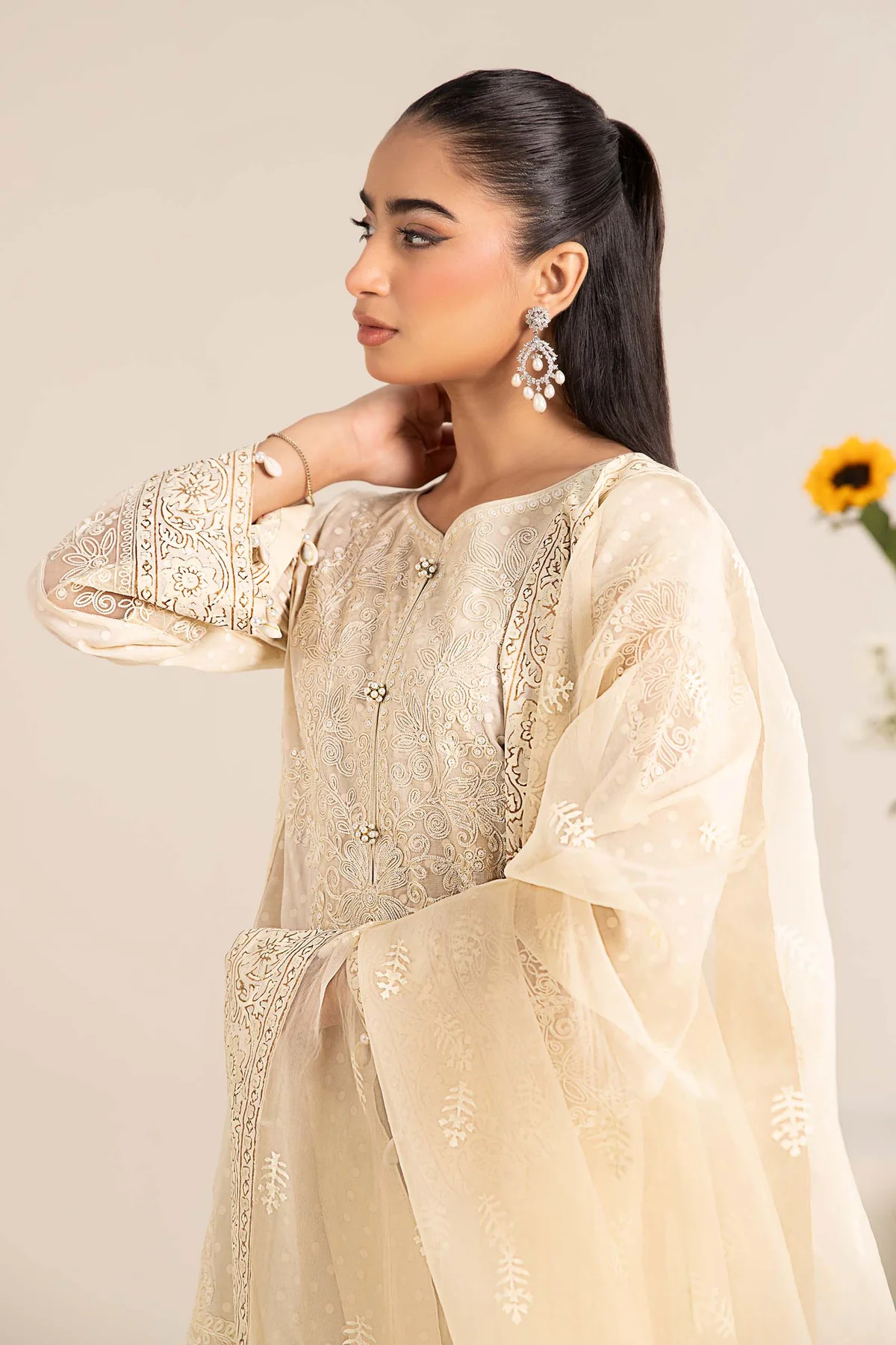 3 Piece Embroidered Lawn Suit | DW-EF25-99 - Image 3