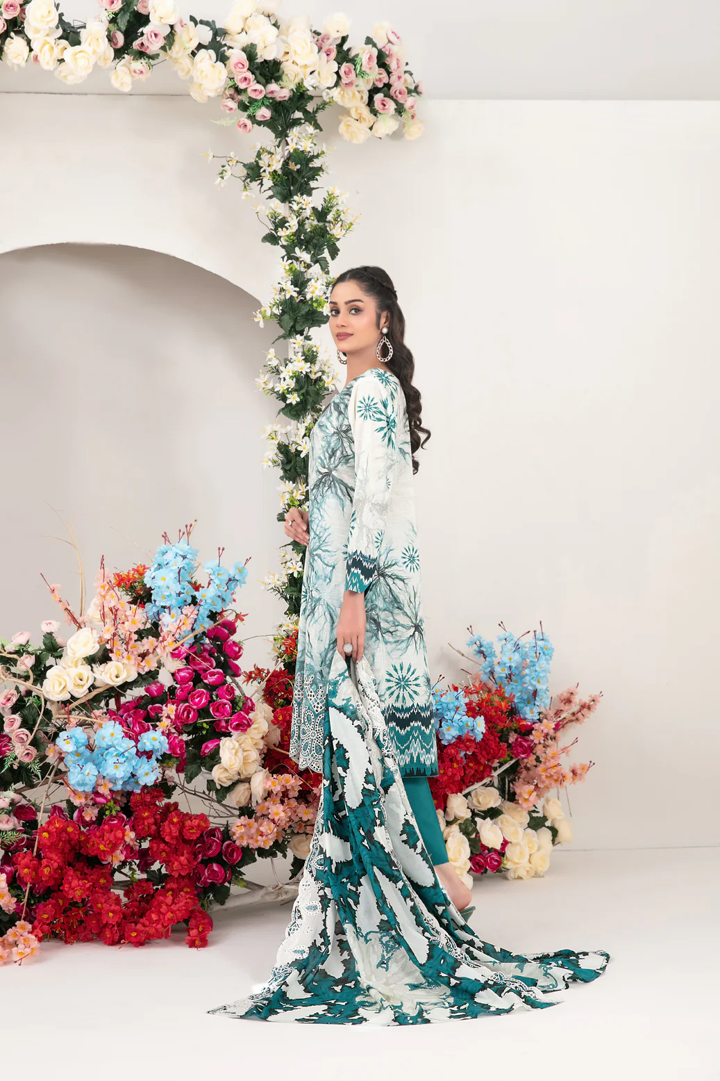D-1394 - Haliyah - Image 3
