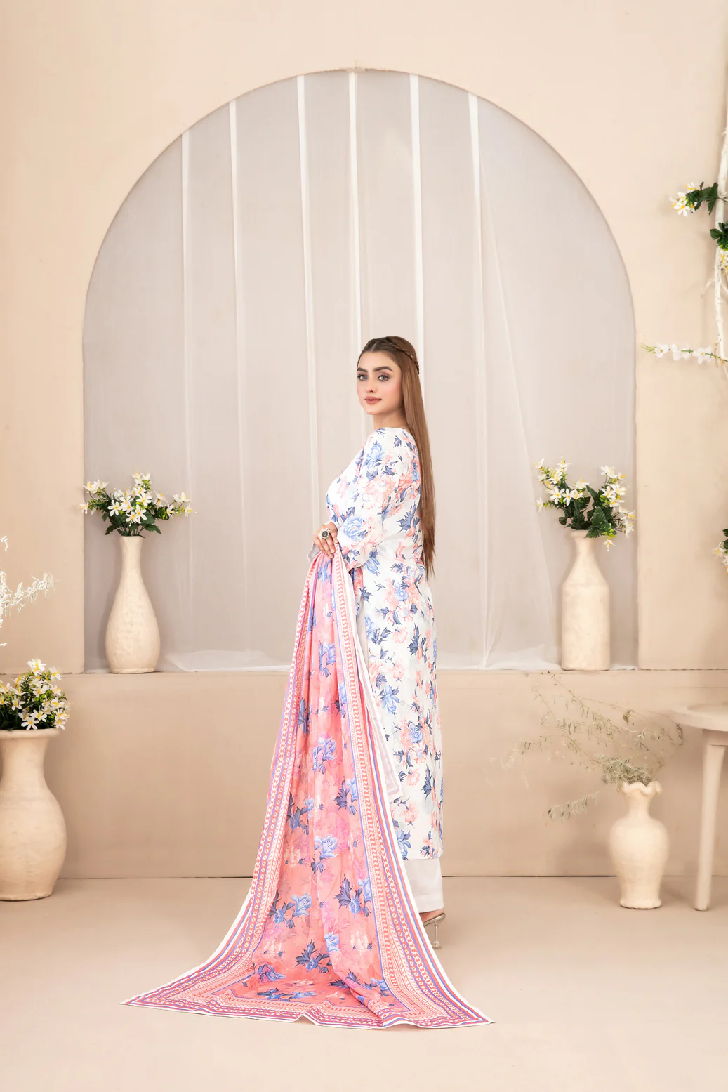 D-1696 - Abeeha - Image 2