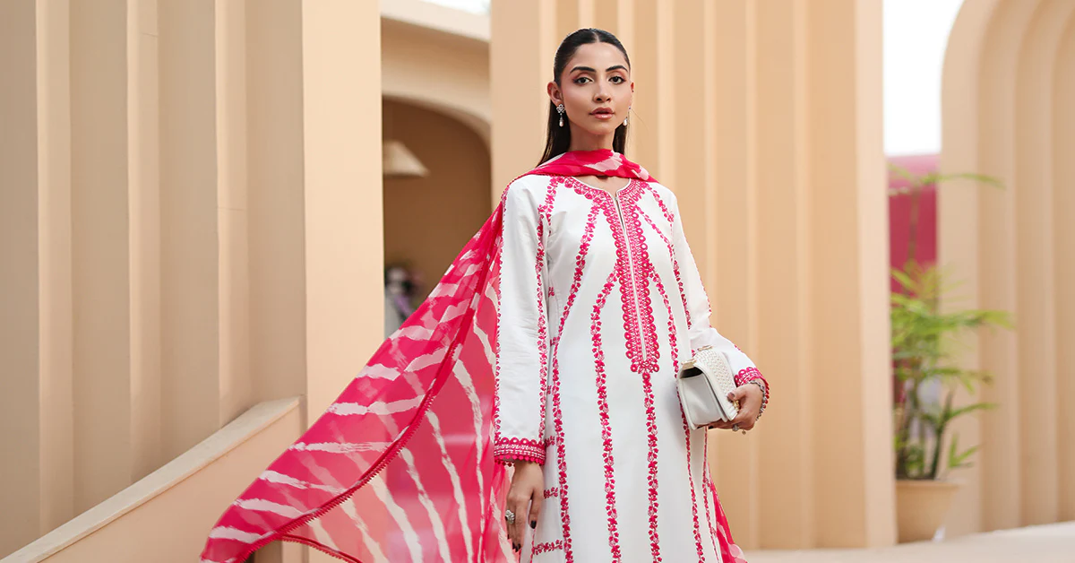 3 Piece Embroidered Lawn Suit | DW-EA25-60 - Image 7