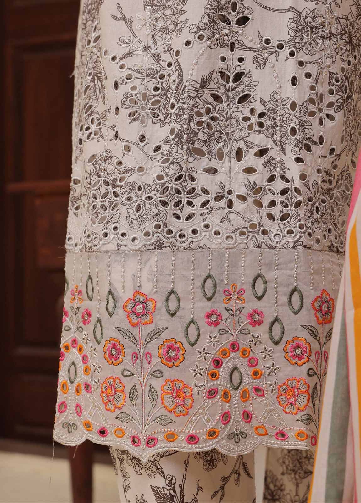 SME-617 -3 Piece Embroidered Stitched Suit - Image 4