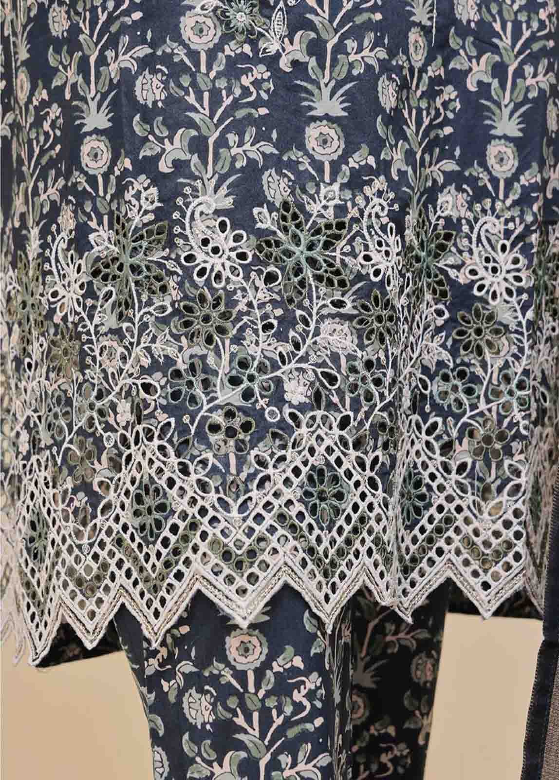 SME-644 -3 Piece Embroidered Stitched Suit - Image 3