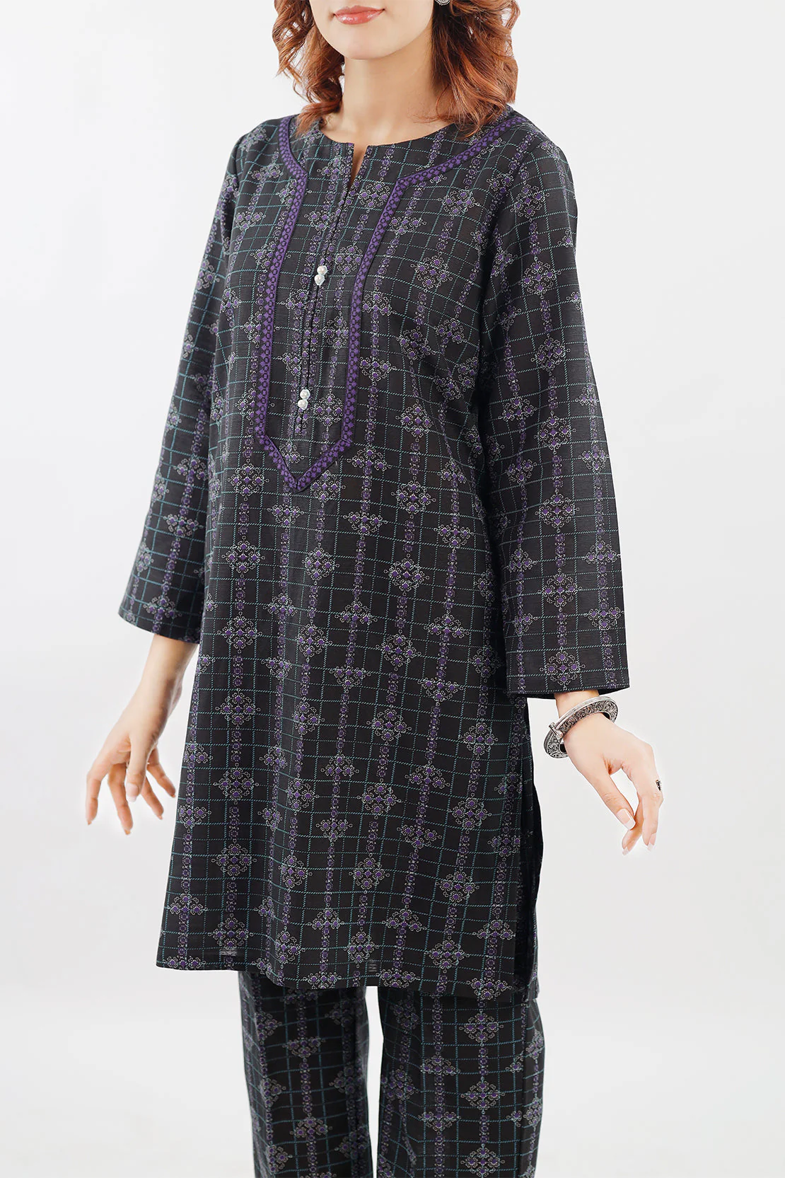Printed Khaddar Stitched 2 Piece (Shirt/Trouser) - Image 4