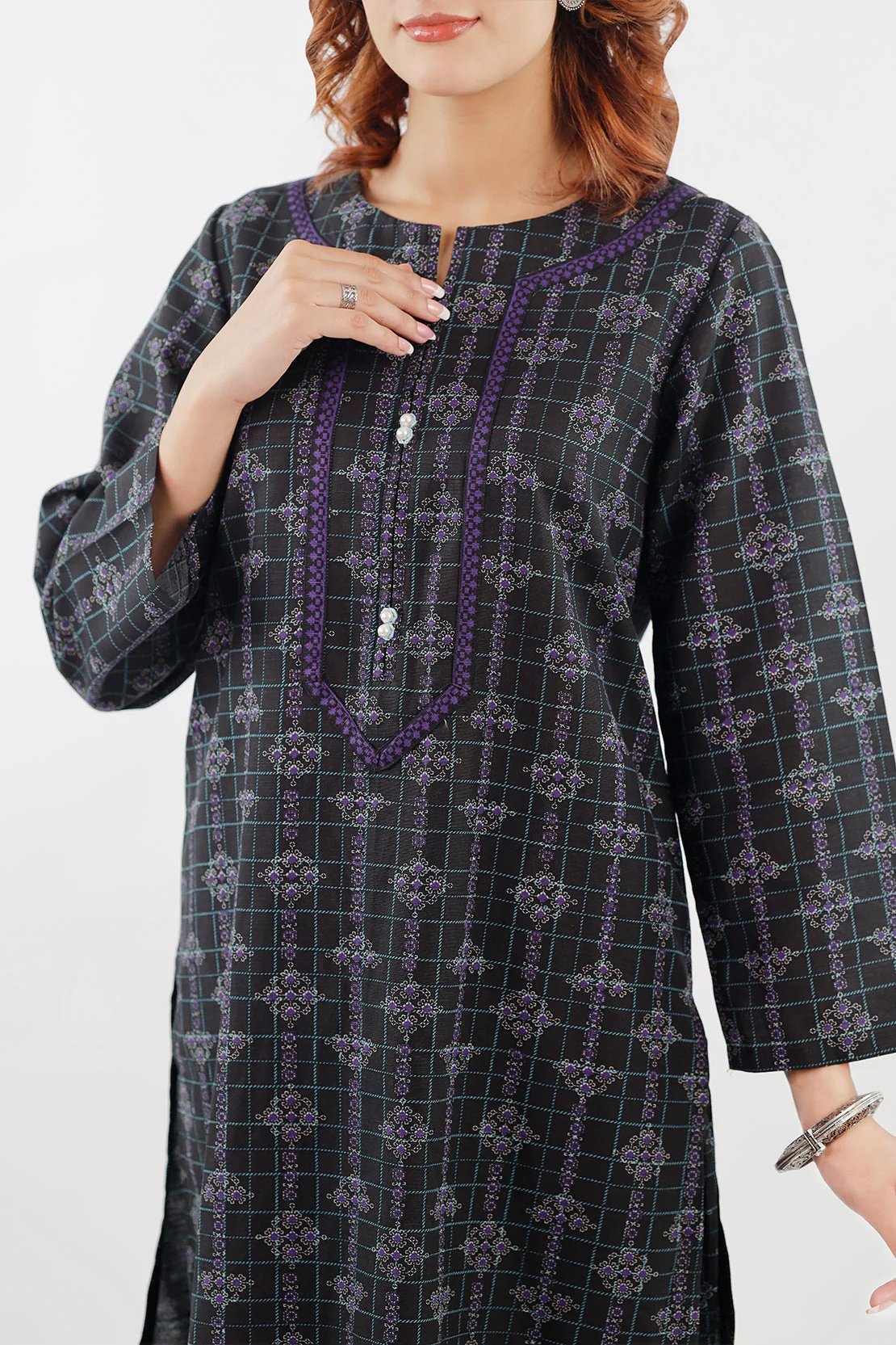 Printed Khaddar Stitched 2 Piece (Shirt/Trouser) - Image 5