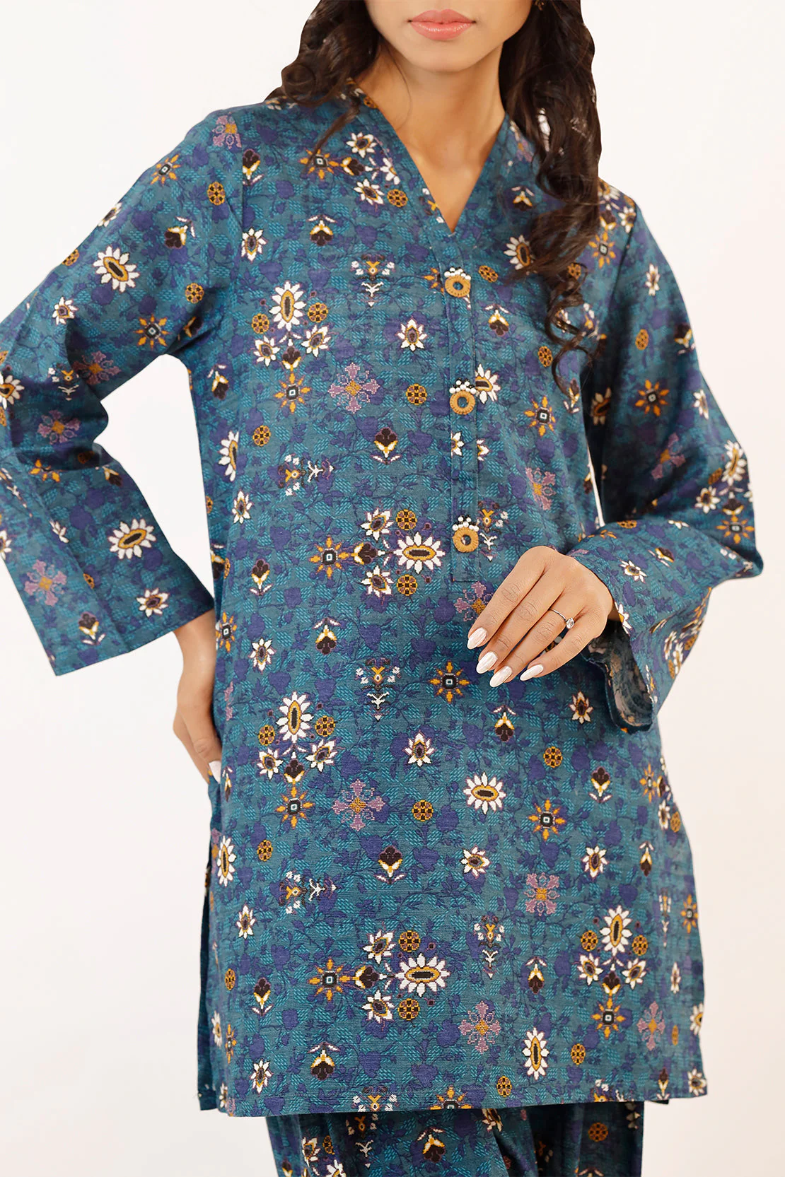 Printed Khaddar Stitched 2 Piece (Shirt/Trouser) - Image 5