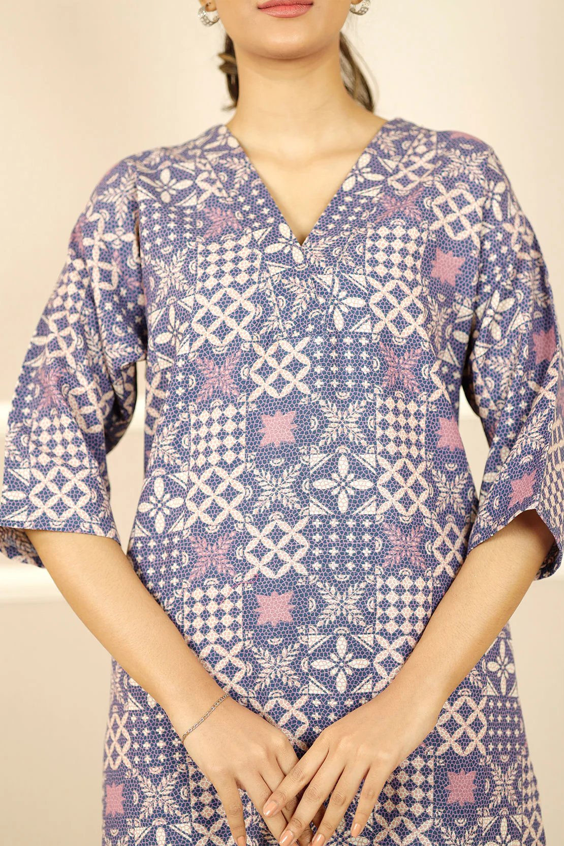 Printed Khaddar Stitched 2 Piece (Shirt/Trouser) - Image 3