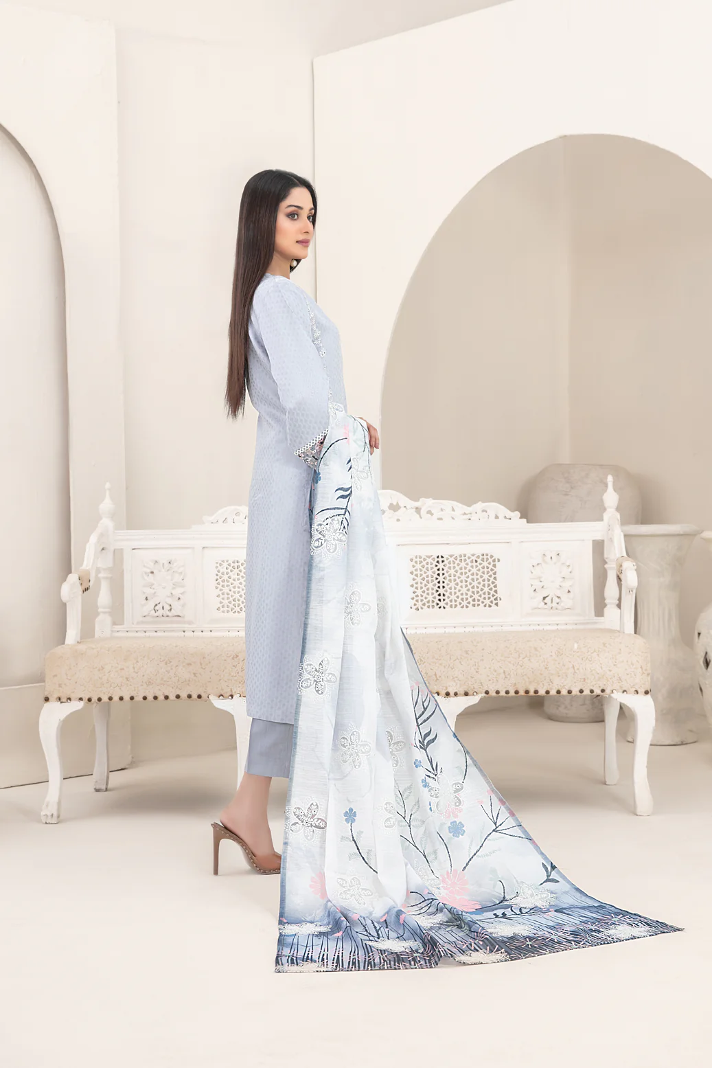 D-5478 - Junaina - Image 2
