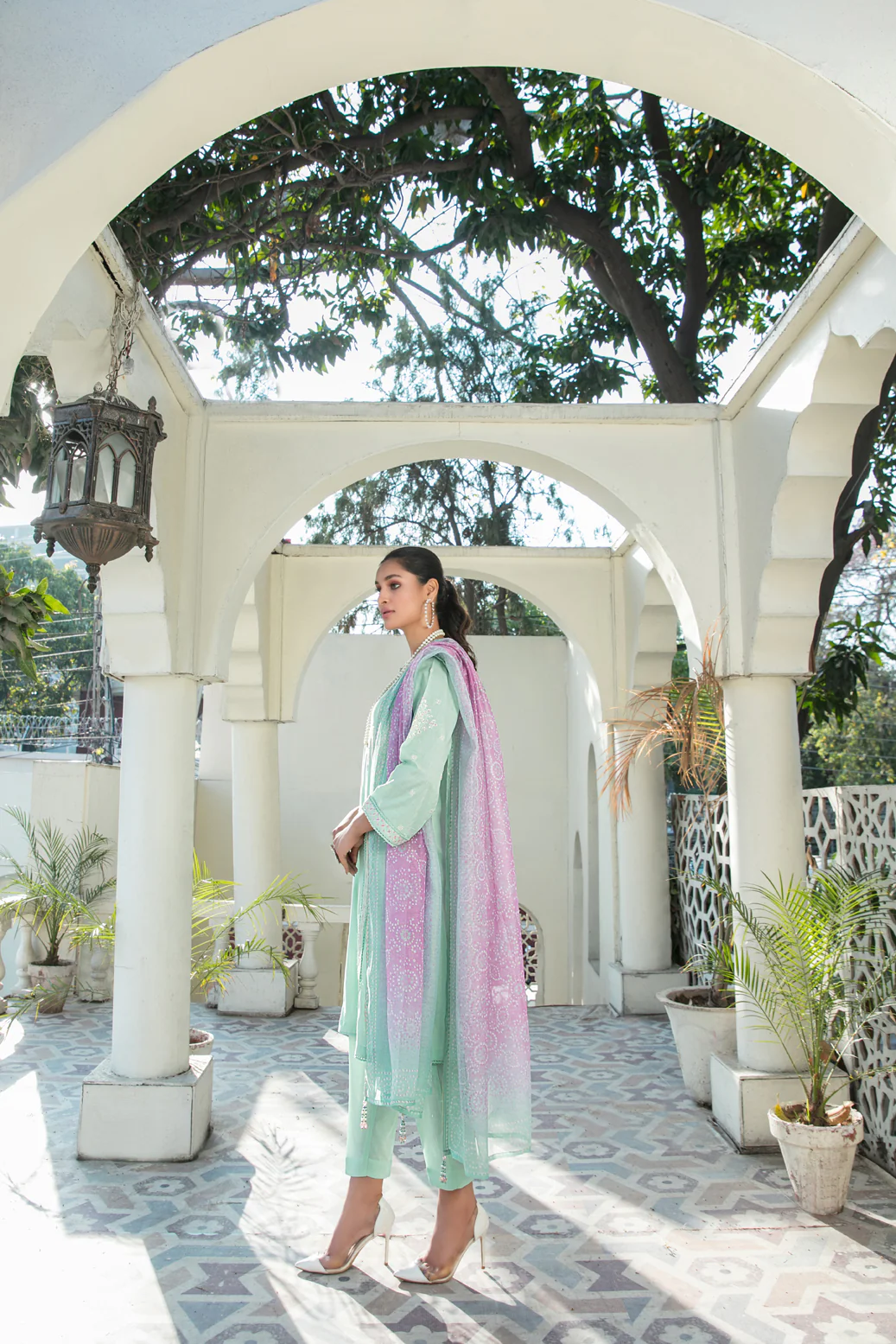 D-8700 - NURIAH - Image 3