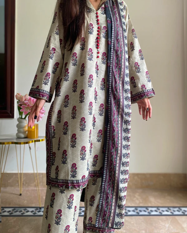 Summer Printed Lawn 3p - Vol-3 - Image 4