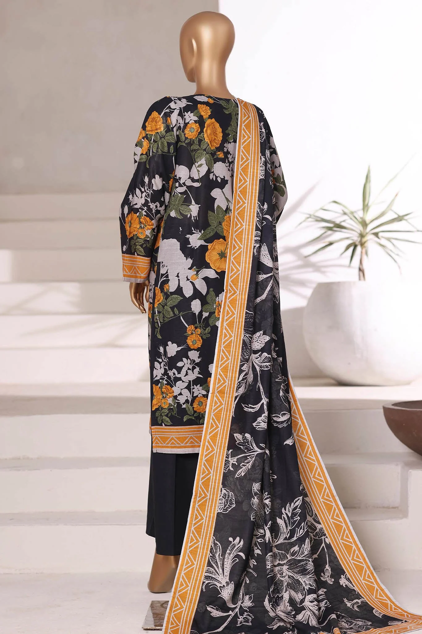 Sold out Sada Bahar Stitched 3 Piece Printed Khaddar Vol-02 Collection'2025-KD-PR-7045-Black - Image 3