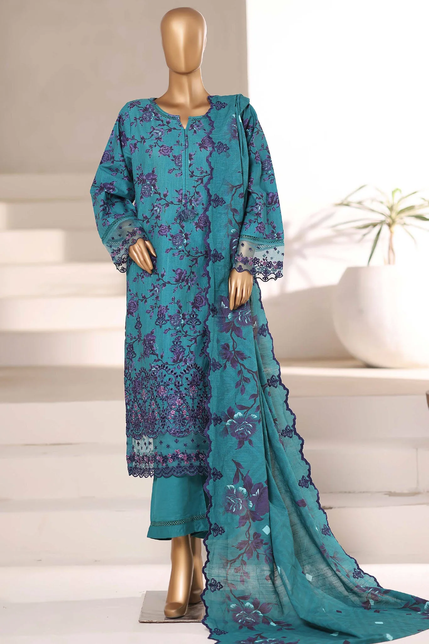 Signature By Sada Bahar Stitched 3 Piece Emb Khaddar Winter Collection'2025-SK-531-Sea Green - Image 2