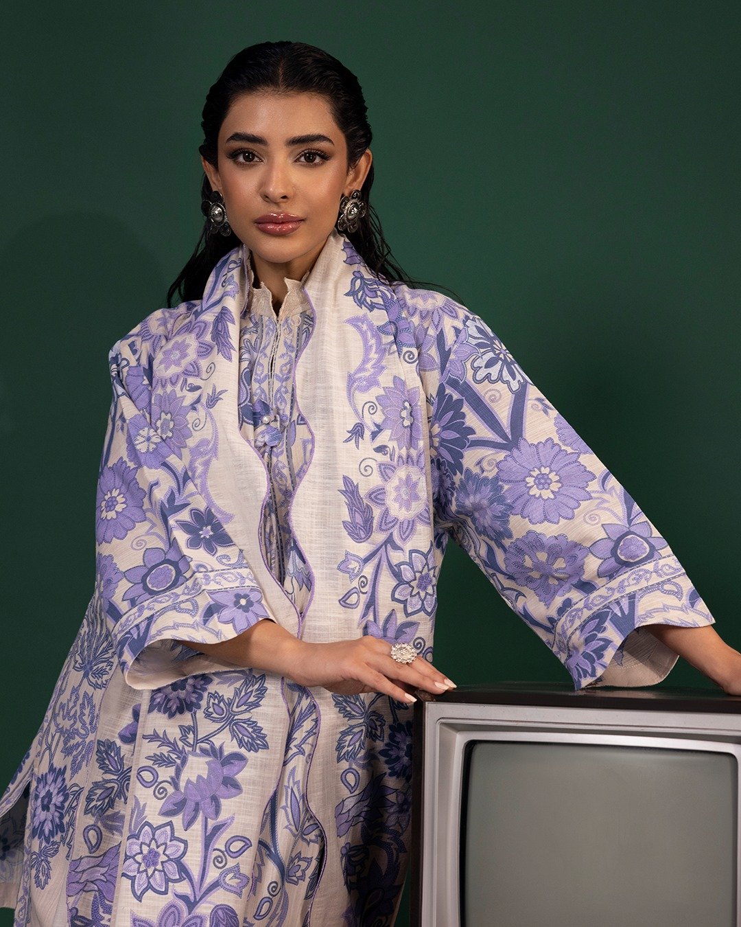 Unstitched 2 Piece Slub Suit - Image 3